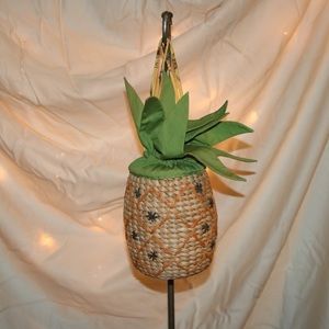 UNIQUE PINEAPPLE BAG